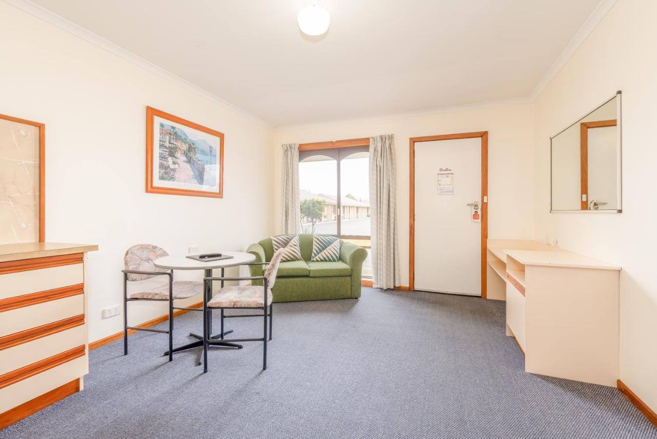 Seasonal South Motel & Function Centre 울버스톤 외부 사진