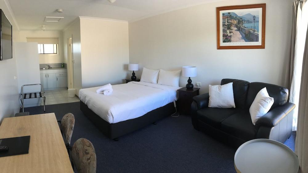 Seasonal South Motel & Function Centre 울버스톤 외부 사진