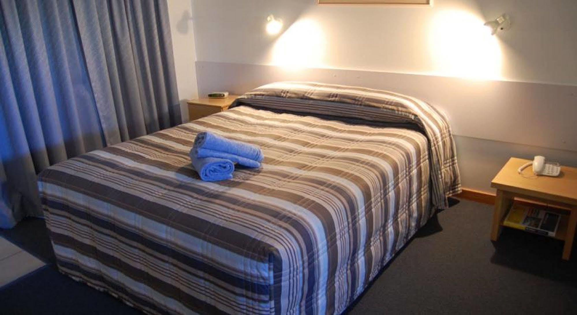 Seasonal South Motel & Function Centre 울버스톤 외부 사진